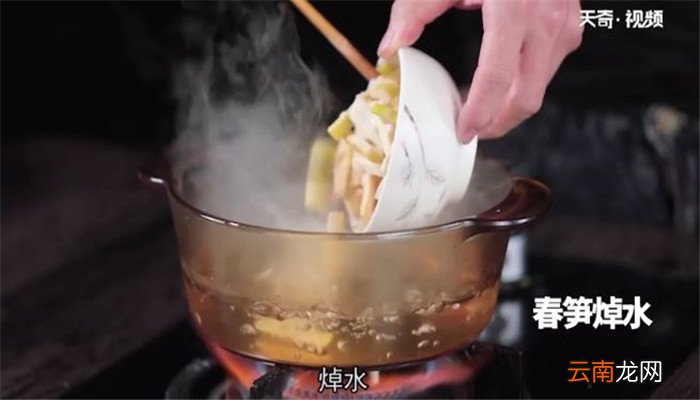 酸菜炒春笋的做法 酸菜炒春笋怎么做