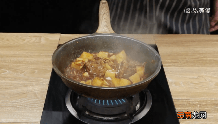 土豆烧排骨的做法 土豆烧排骨怎么做好吃