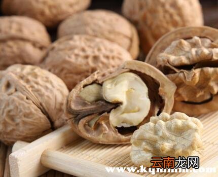 女人吃核桃对子宫好吗，核桃对女人作用与功效