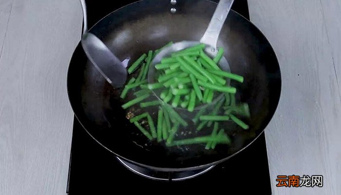 豆角苦瓜怎么炒 豆角苦瓜的做法