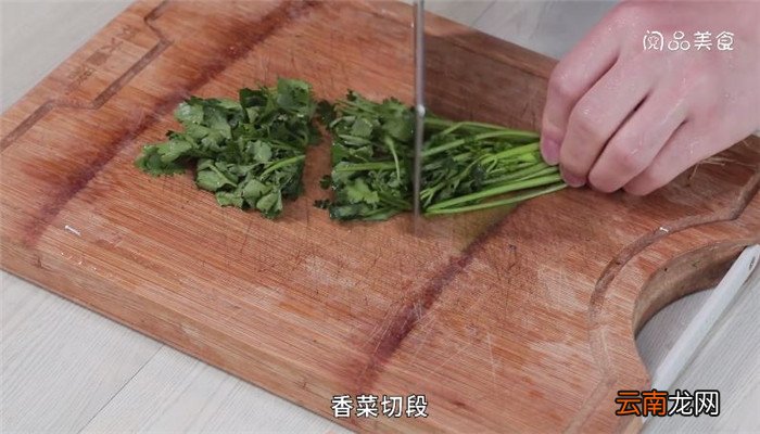 羊肉孜然炒米饭怎么做 羊肉孜然炒米饭的做法