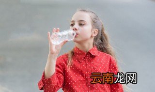 送女儿水杯刻什么字好，送女儿水杯刻什么字好写