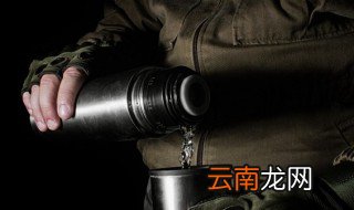 送礼水杯刻什么字 送人的水杯刻什么字好