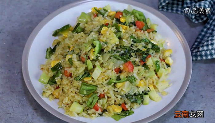 咖喱什锦炒饭如何做 咖喱什锦炒饭怎么做