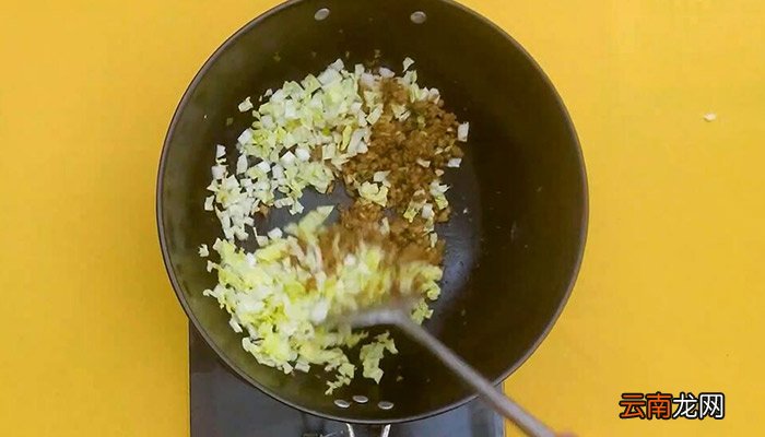 炒熟肉馅包饺子的做法 如何做炒熟肉馅包饺子