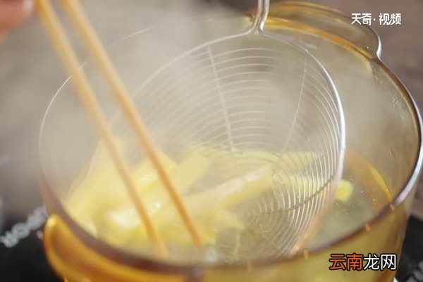 小米椒拌土豆的做法 拌土豆怎么做