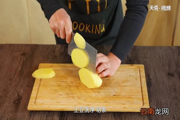 小米椒拌土豆的做法 拌土豆怎么做