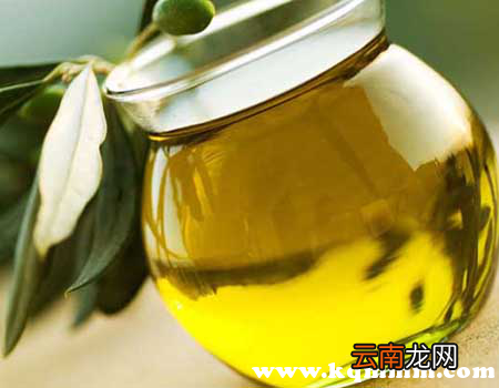 橄榄油高温致癌真的吗,用橄榄油高温煎炸会致癌吗