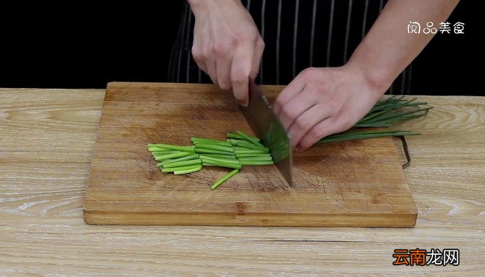 韭苔炒腊肠怎么做 韭苔炒腊肠怎么做好吃