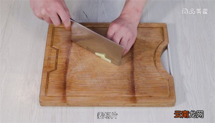 秘制麻辣排骨的做法 秘制麻辣排骨怎么做