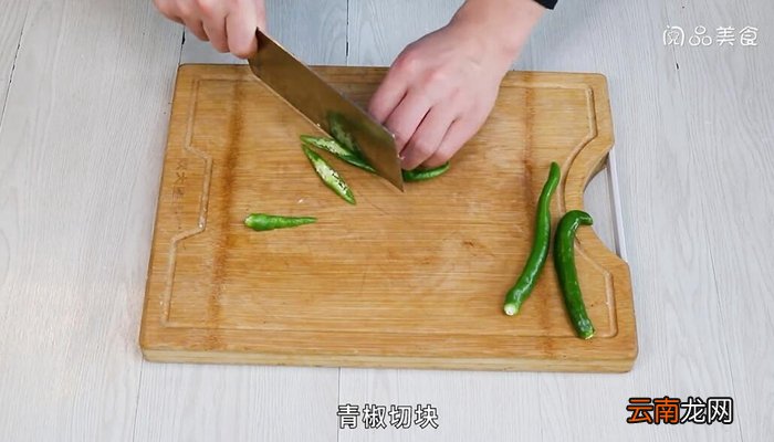 黄焖鸡茄子的做法 黄焖鸡茄子怎么做