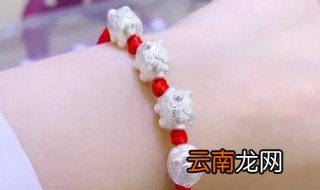 老婆本命年送什么礼物好 老婆本命年送什么礼物好属虎