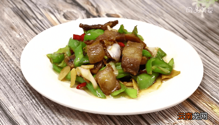 青椒炒油渣 青椒炒油渣的做法