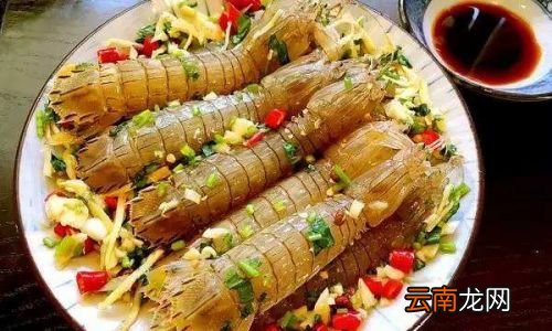 西瓜能与虾一起吃吗