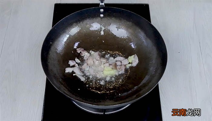 尖椒烧豆腐怎么做 尖椒烧豆腐的做法
