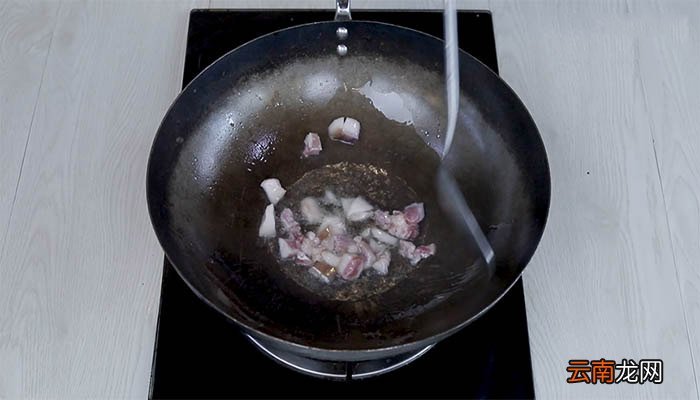 尖椒烧豆腐怎么做 尖椒烧豆腐的做法