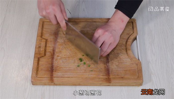 蘑菇烧鸡蛋怎么做 蘑菇烧鸡蛋的做法