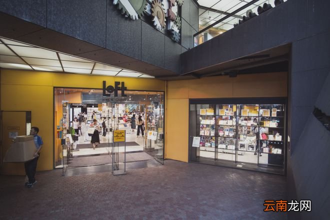 在日本能把MUJI“干碎”的杂货店，在中国为啥火不起来？网友：设计平庸，存在感太低！