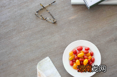 一天吃两三颗糖算不算多，一天吃几颗糖最合适