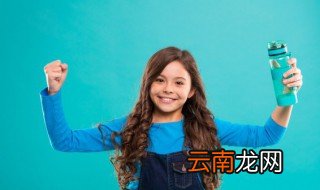 杯子送给家人刻什么字最好 杯子送给家人刻什么字