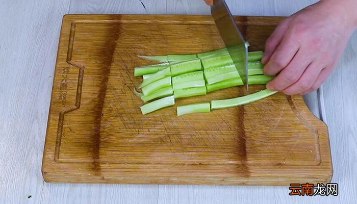怪味凉拌黄瓜条的做法 怪味凉拌黄瓜条怎么做