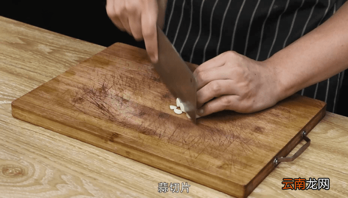 滑子菇炒虾球 滑子菇炒虾球怎么做好吃