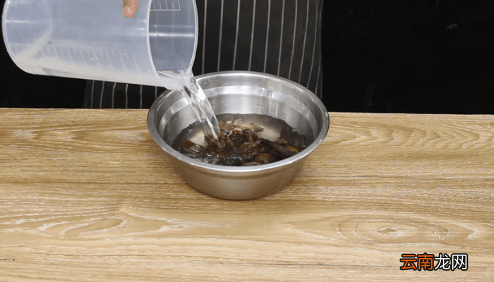 滑子菇炒虾球 滑子菇炒虾球怎么做好吃