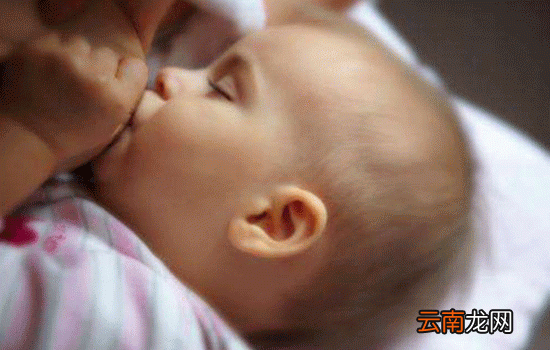 孕妇什么时候有奶