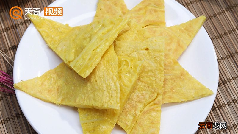 土豆鸡蛋饼的做法
