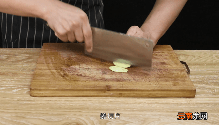 百叶蒸咸肉香肠 百叶蒸咸肉香肠怎么做好吃