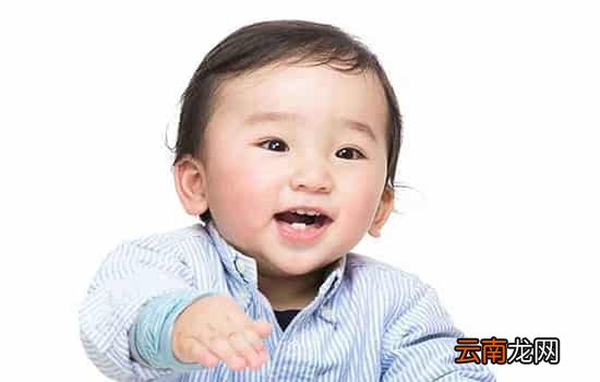 宝宝长牙症状 宝宝长牙时的13种反应
