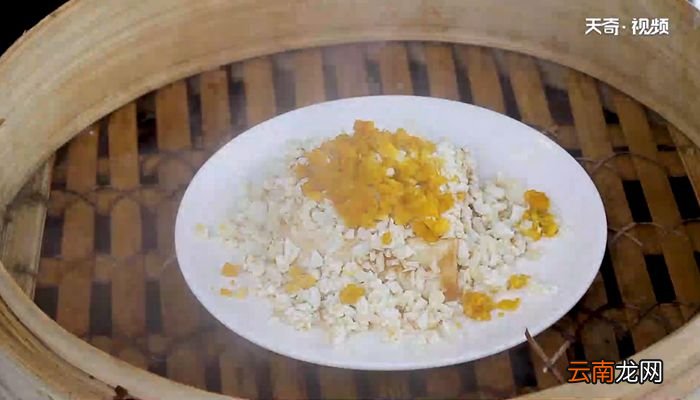 咸鸭蛋蒸豆腐的做法咸鸭蛋蒸豆腐怎么做