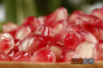 石榴的热量和糖分高吗-石榴适合减脂期吃吗