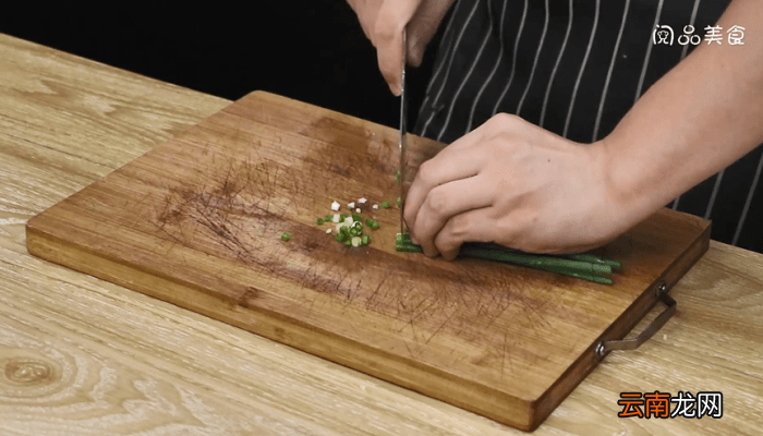 咸肉茄子煲 咸肉茄子煲怎么做好吃