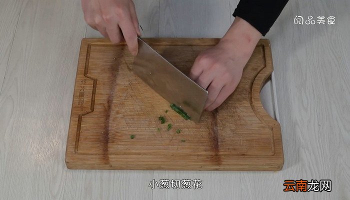香菇肉丁炒饭的做法 香菇肉丁炒饭怎么做