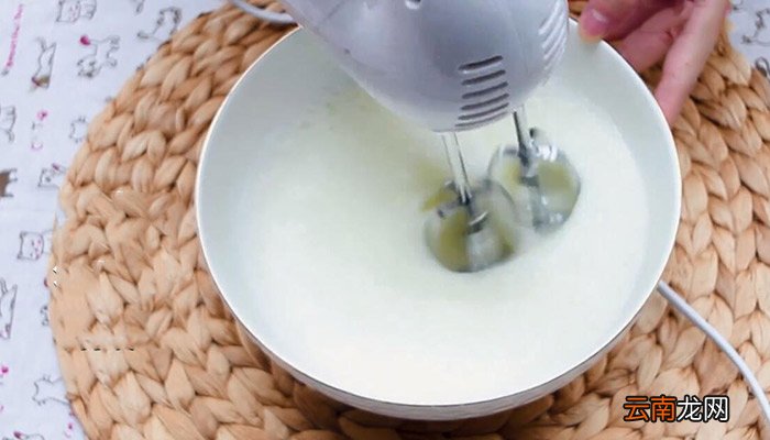 摩卡卷的做法 摩卡卷怎么做