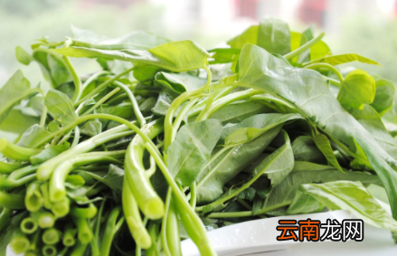 空心菜汤黑色有害吗-炒空心菜不变黑的秘密