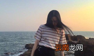 女生句子简单干净霸气 分别有什么好的文案