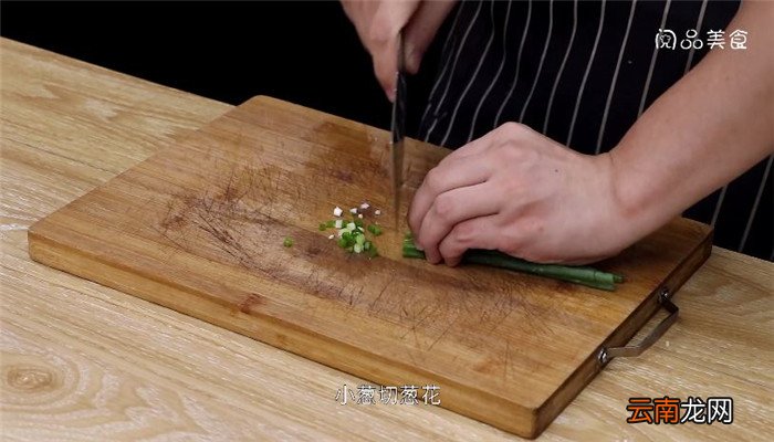 干锅猪大肠怎么做 干锅猪大肠做法是什么