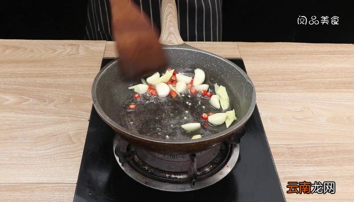 大蒜烧鳝鱼的做法 大蒜烧鳝鱼怎么做好吃