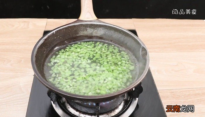 芹菜饺子的做法 芹菜饺子怎么做好吃