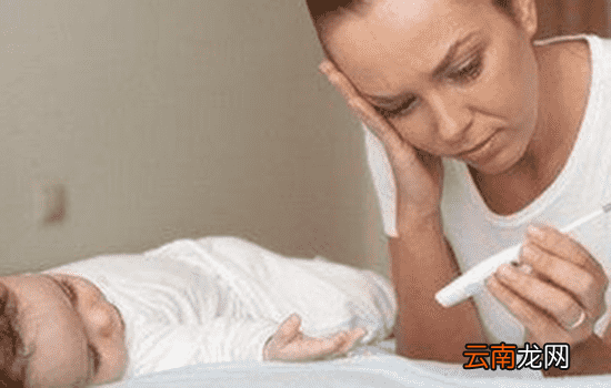 发烧手脚热是在退热吗 手脚发热对降低体温是好事