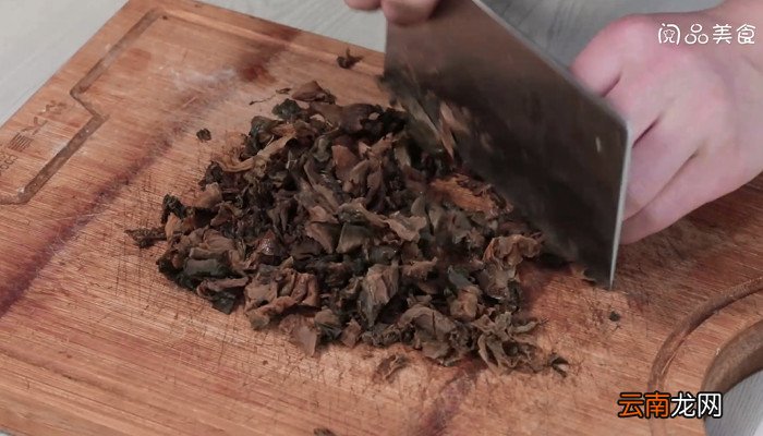 梅干菜焖笋怎么做 梅干菜焖笋的做法