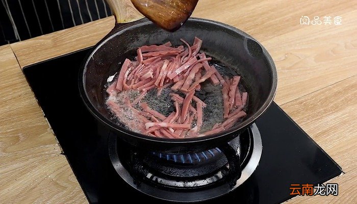 莴笋炒培根的做法 莴笋炒培根怎么做好吃