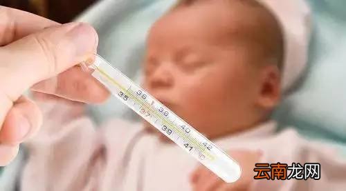 引起宝宝发烧的原因 宝宝为什么总是发烧