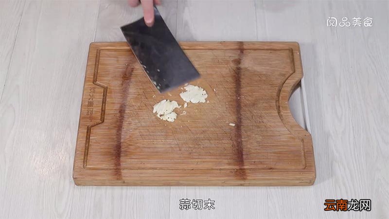 炒嫩南瓜片怎么做 炒嫩南瓜片的做法