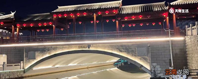 水乡行是描写哪个季节的 水乡行是描写哪个季节