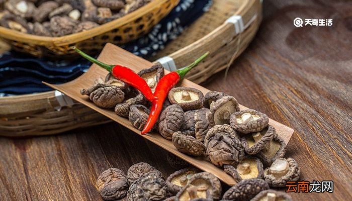 干香菇用热水还是冷水泡 干香菇一般要泡多久才能食用