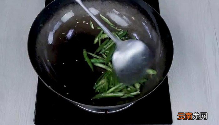 尖椒毛豆炒肉丝的做法 尖椒毛豆炒肉丝怎么做