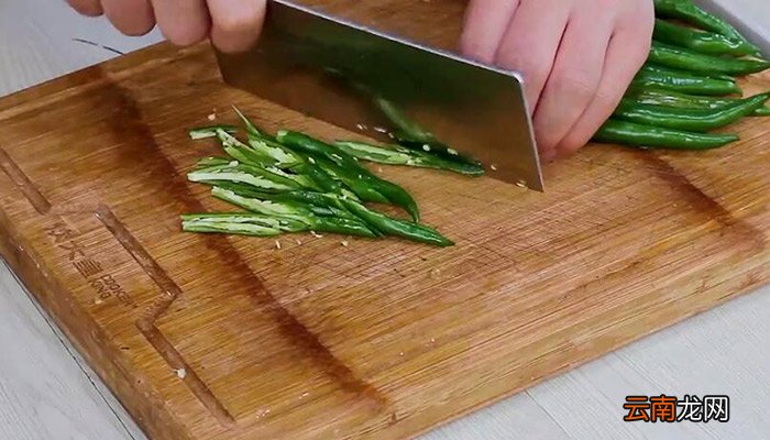 尖椒毛豆炒肉丝的做法 尖椒毛豆炒肉丝怎么做